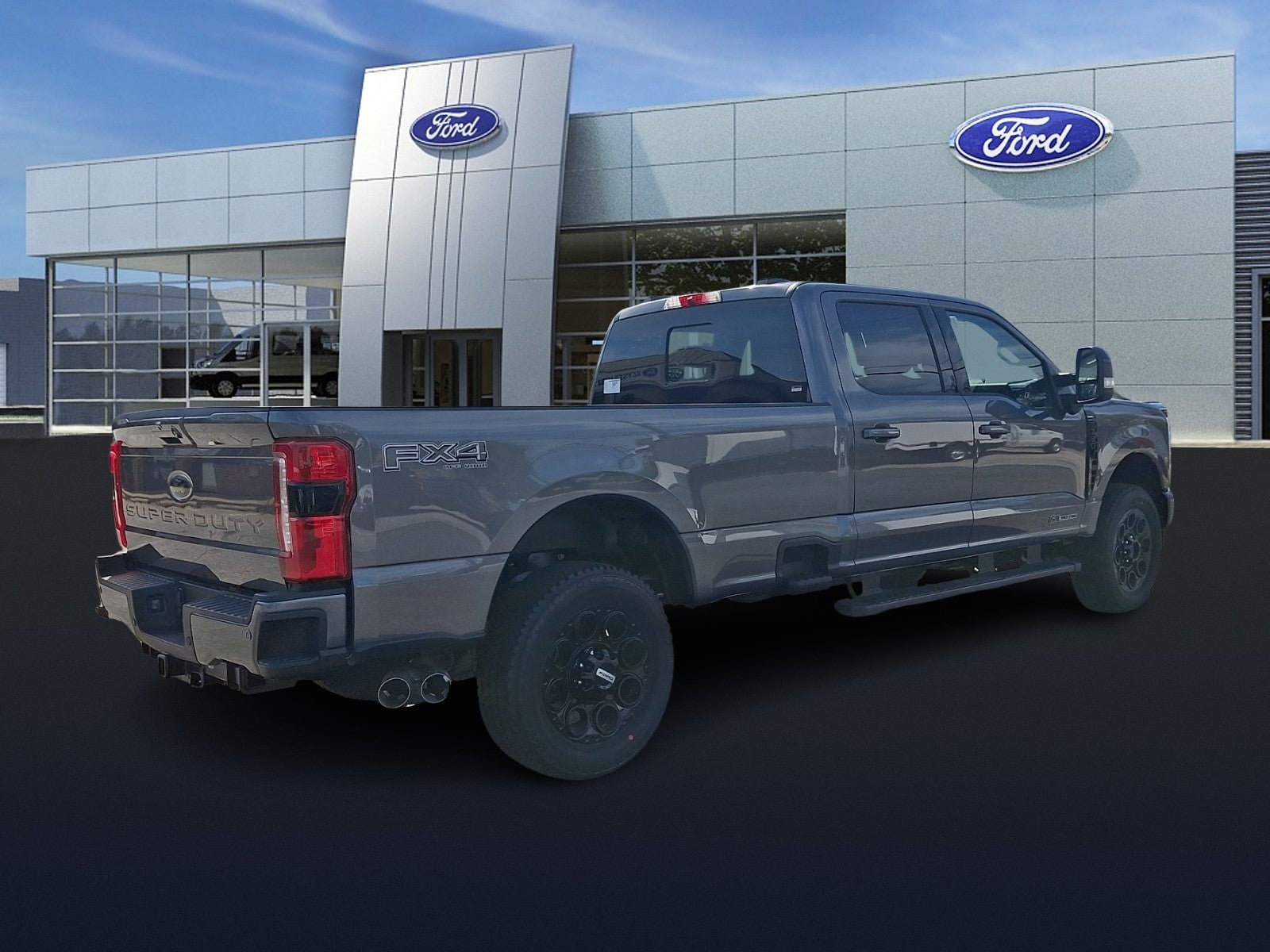 2026 Ford F-350SD Lariat