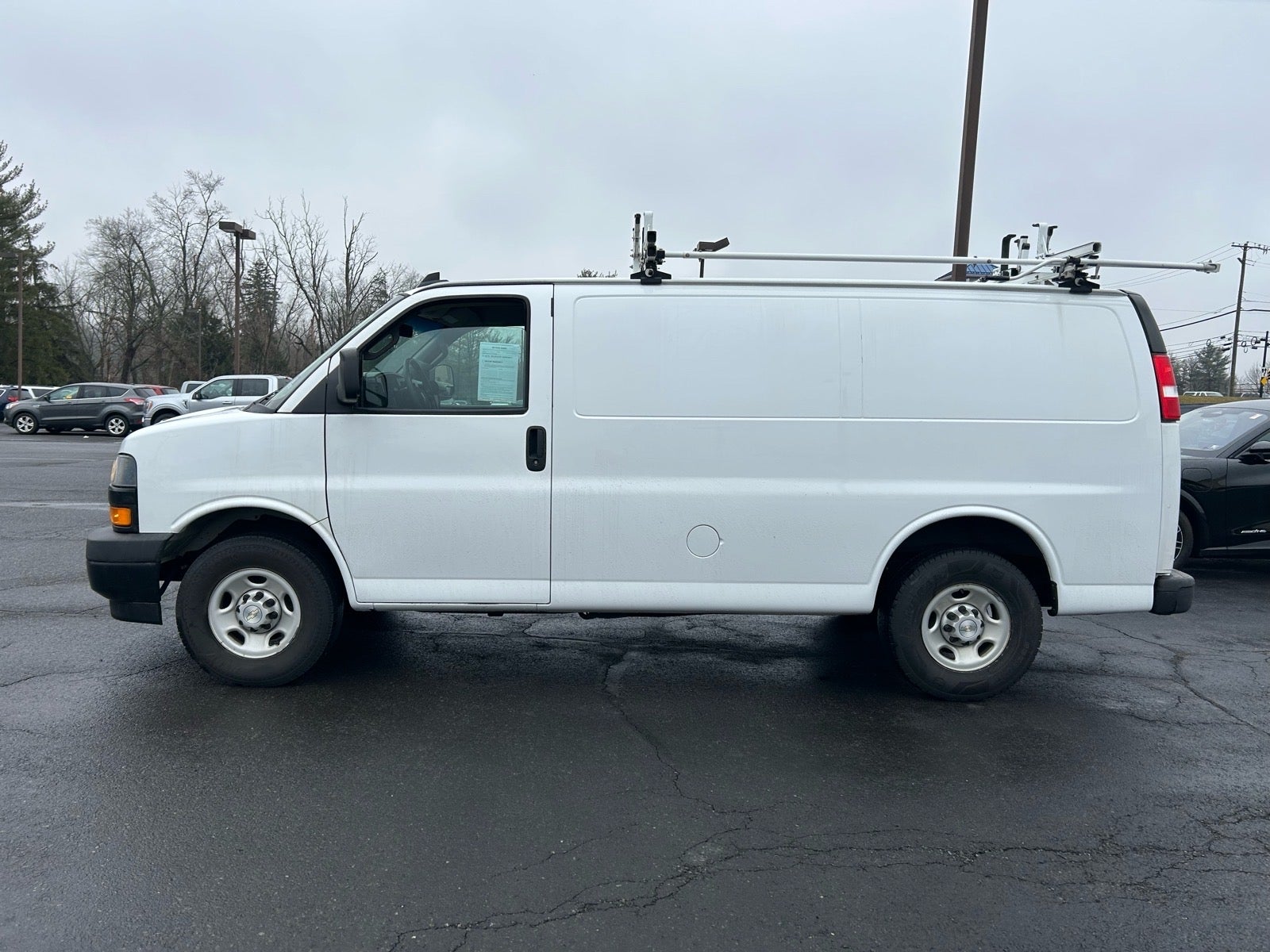 2021 Chevrolet Express 2500 Work Van Cargo