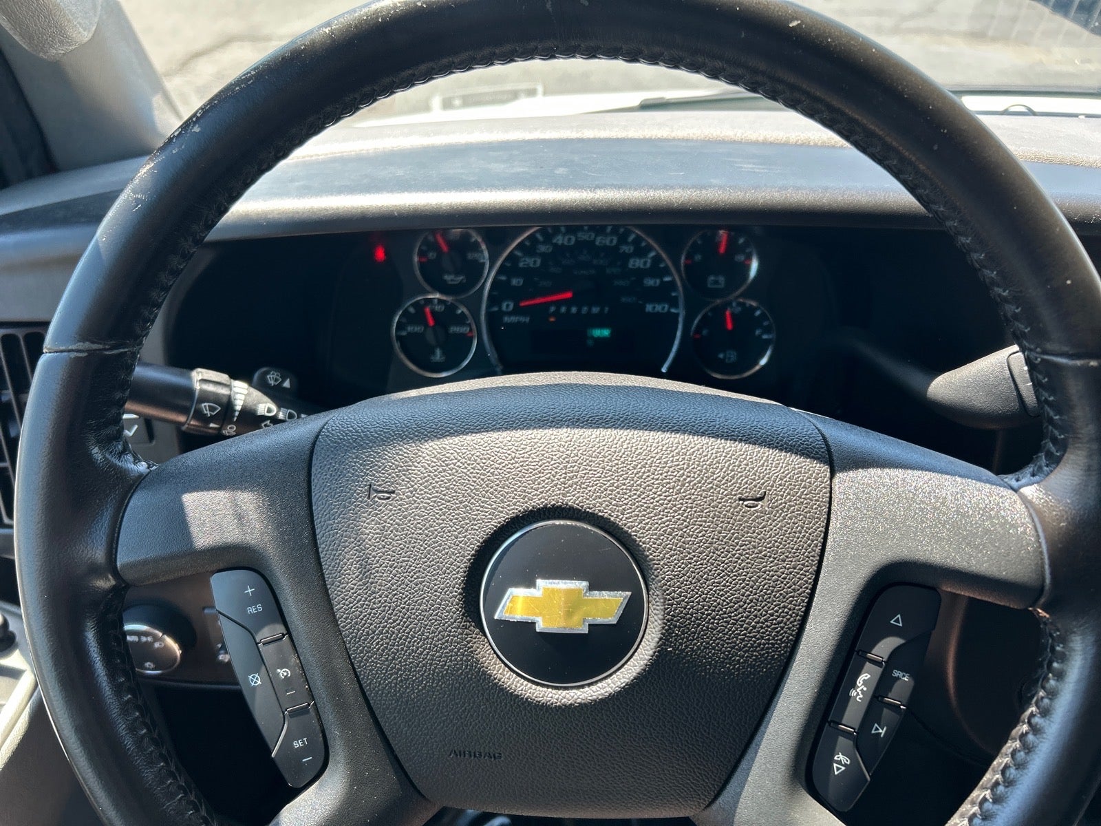 2022 Chevrolet Express 2500 Work Van Cargo