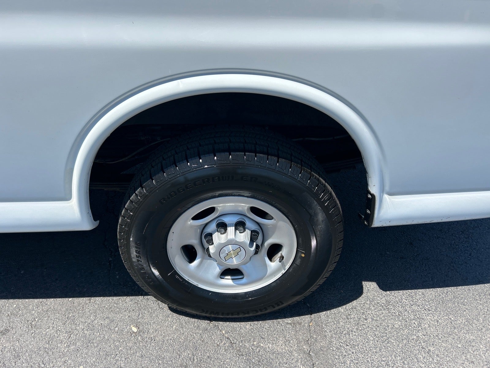 2022 Chevrolet Express 2500 Work Van Cargo