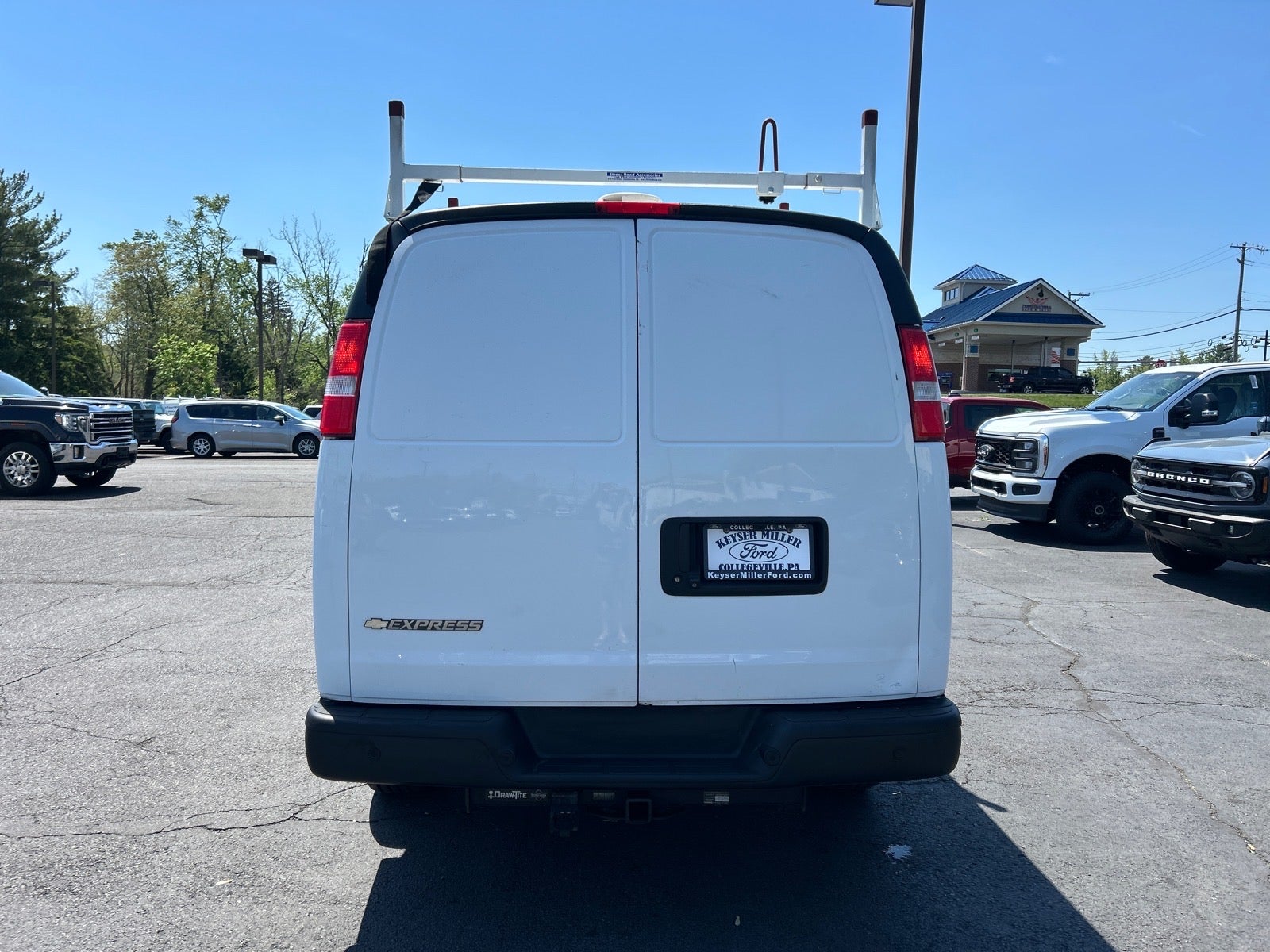 2022 Chevrolet Express 2500 Work Van Cargo