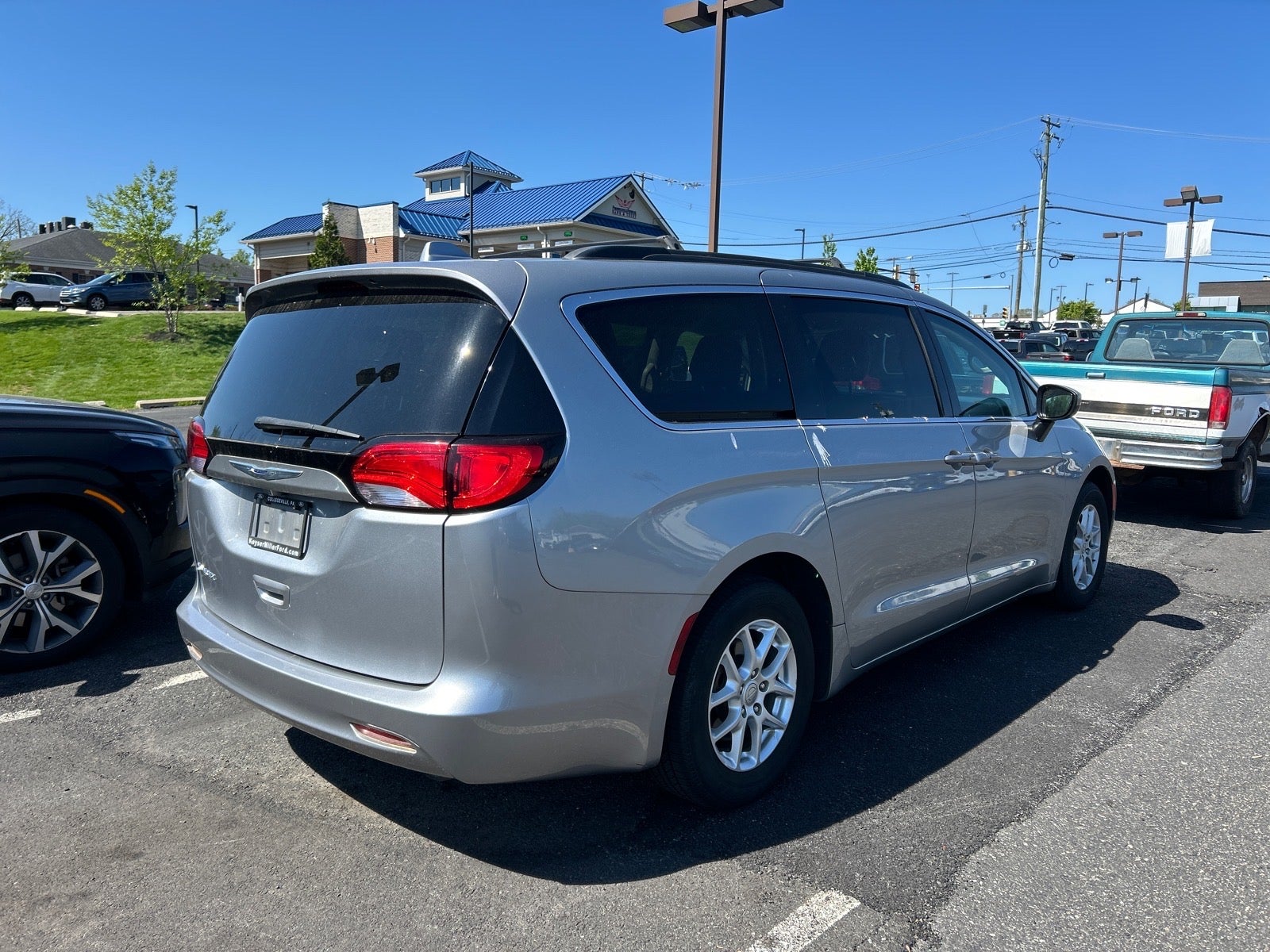 2020 Chrysler Voyager LXI