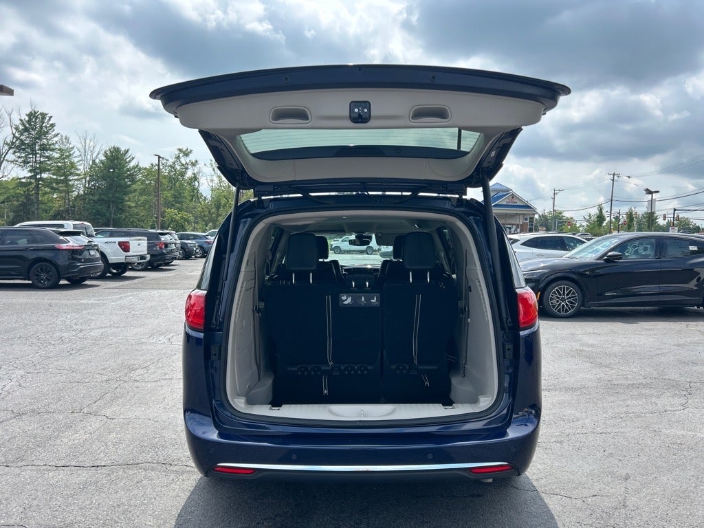 2020 Chrysler Pacifica Hybrid Limited