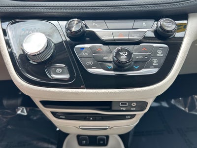 2020 Chrysler Pacifica Hybrid Limited