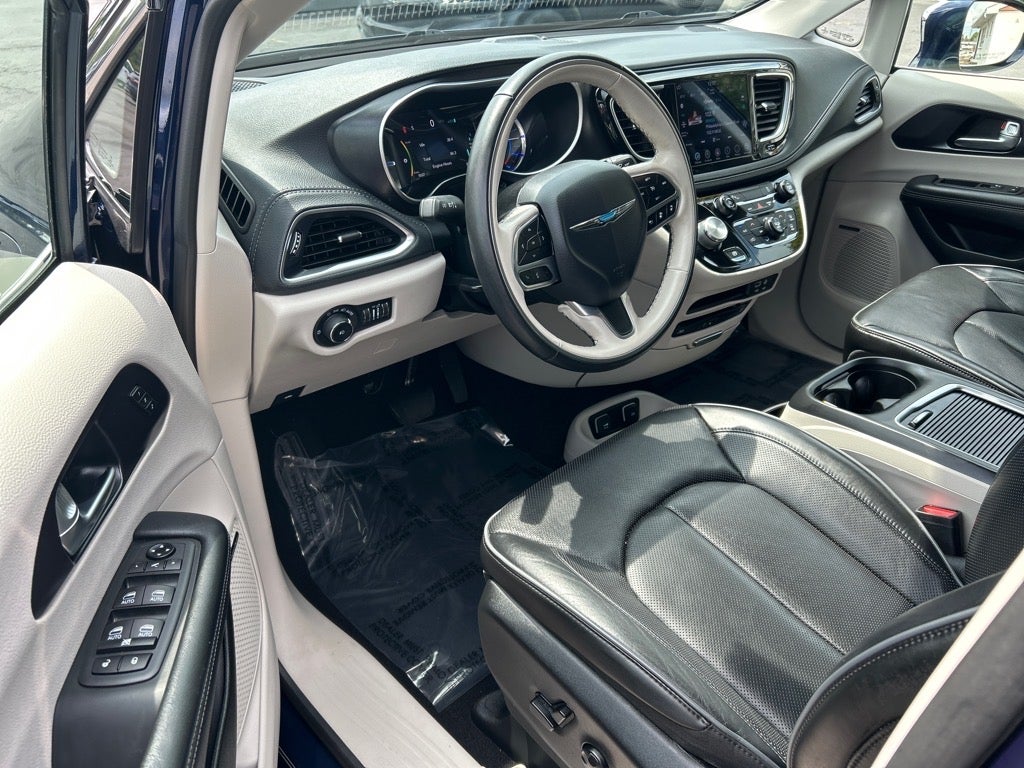2020 Chrysler Pacifica Hybrid Limited