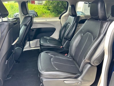 2020 Chrysler Pacifica Hybrid Limited