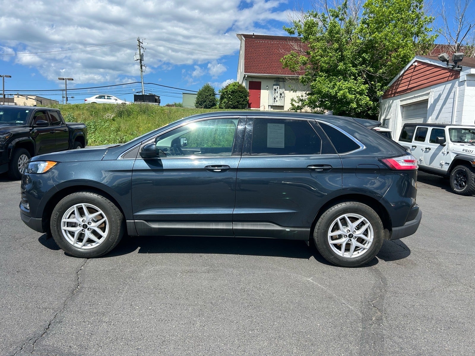 2023 Ford Edge SEL