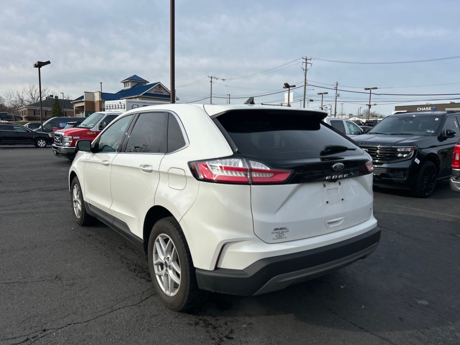 2022 Ford Edge SEL