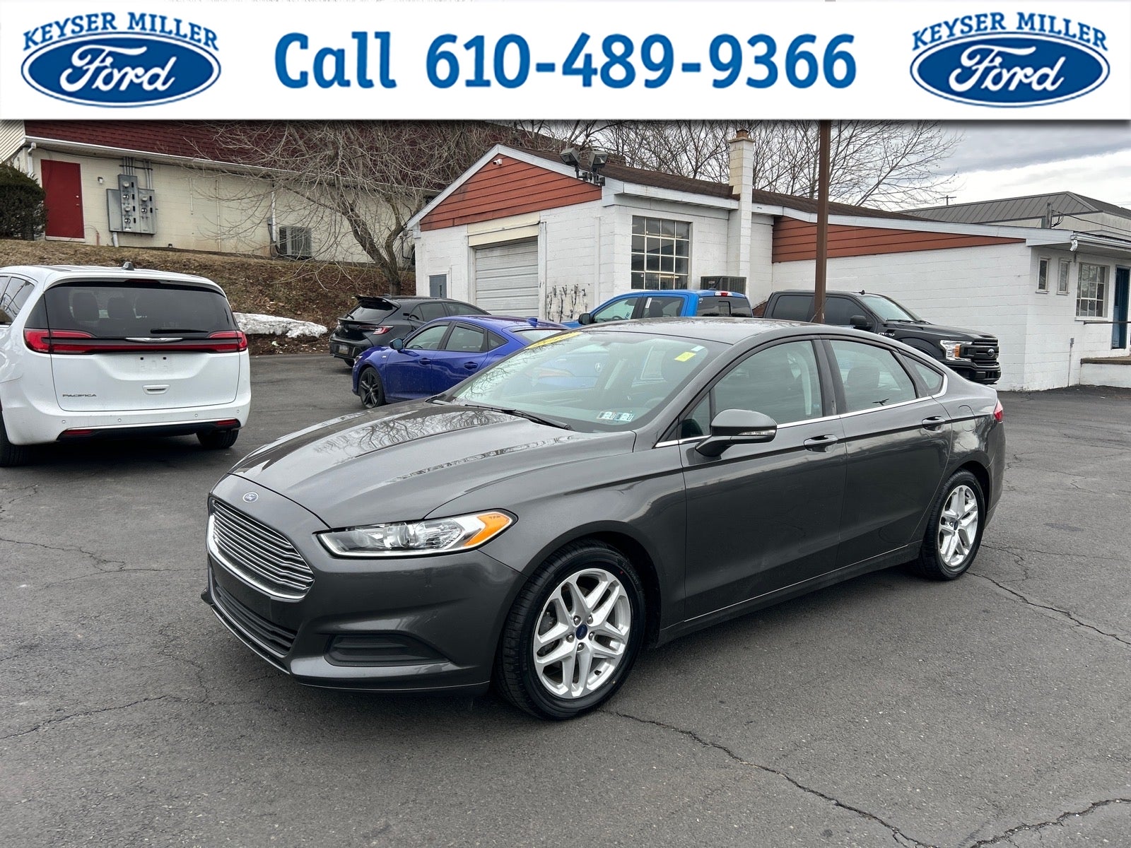 2016 Ford Fusion SE