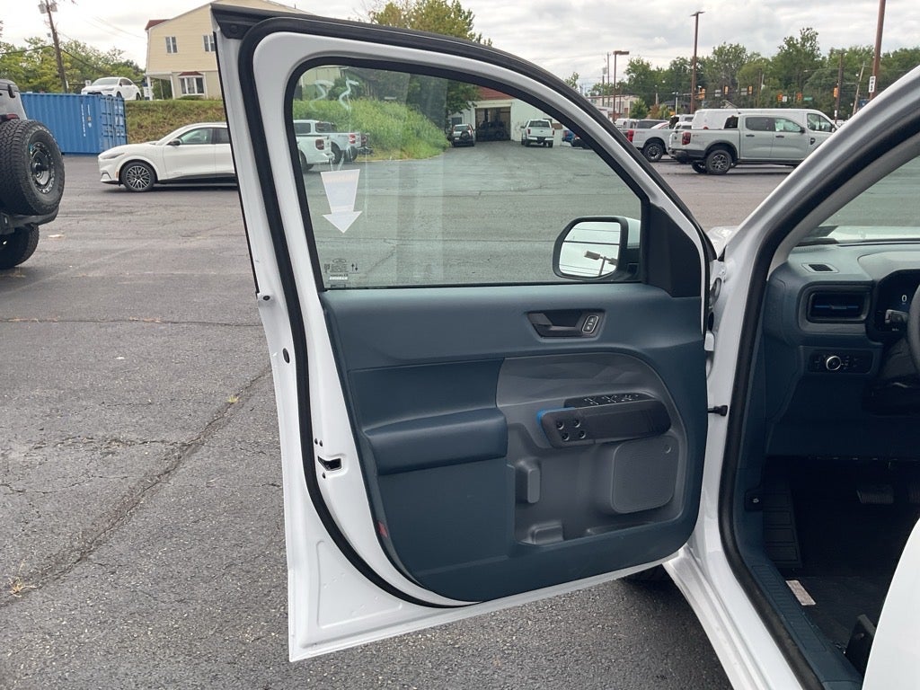 2025 Ford Maverick Lobo Standard