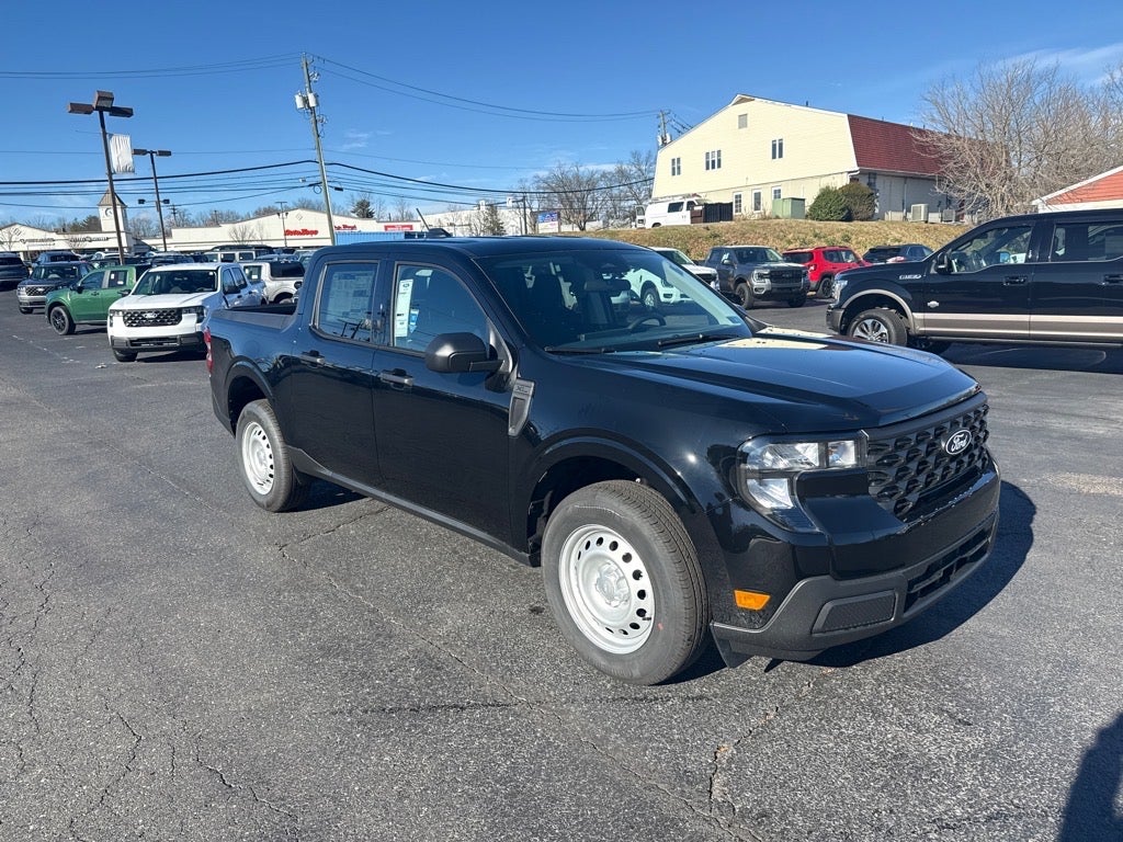 2025 Ford Maverick XL