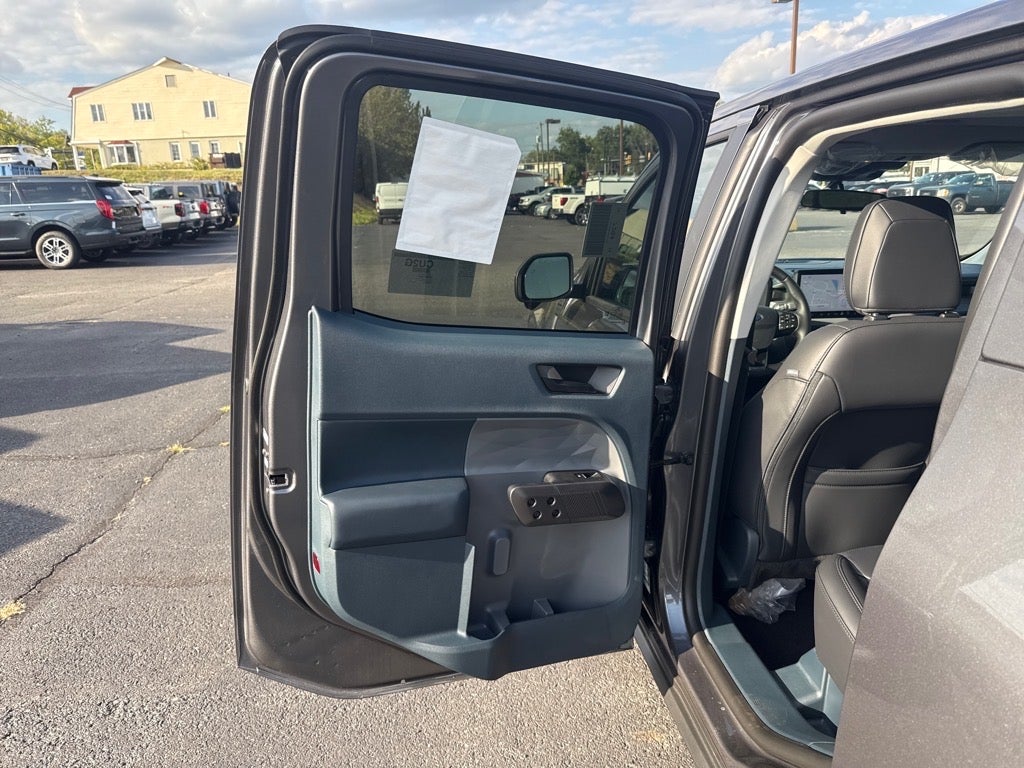 2025 Ford Maverick Lariat