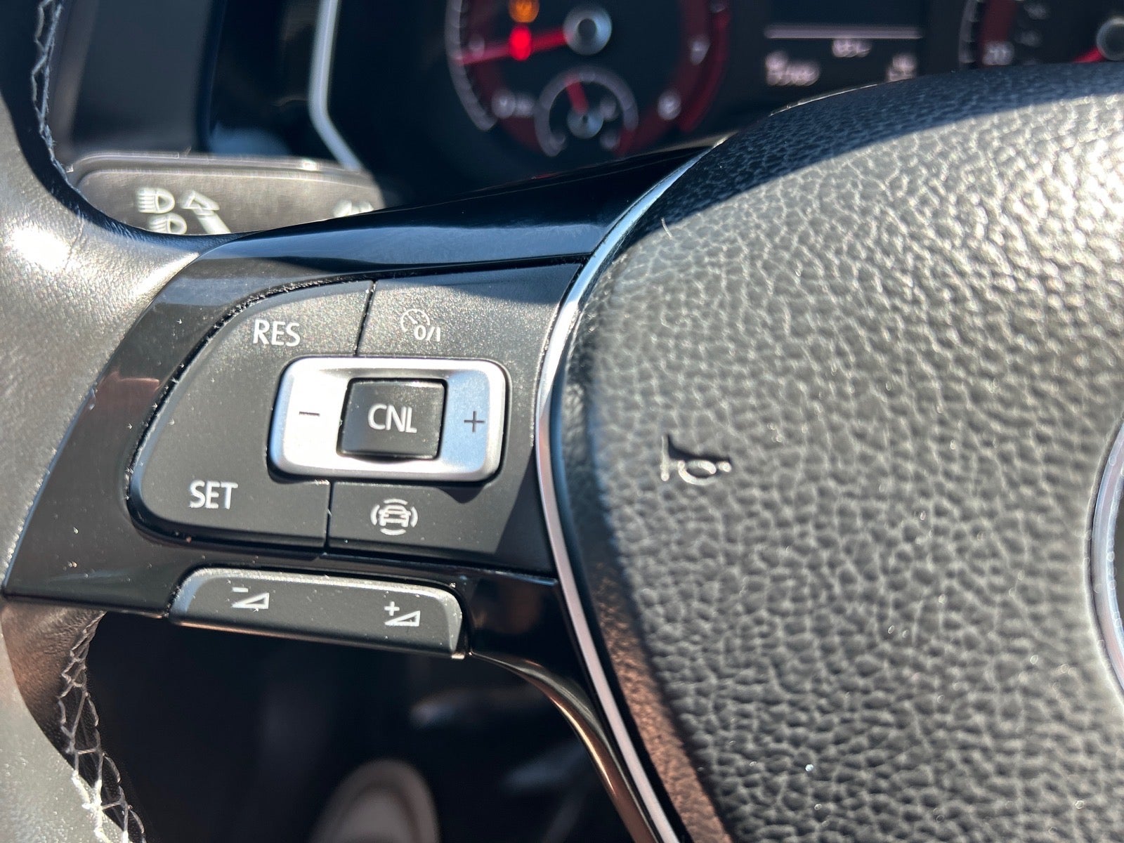 2019 Volkswagen Jetta R-Line