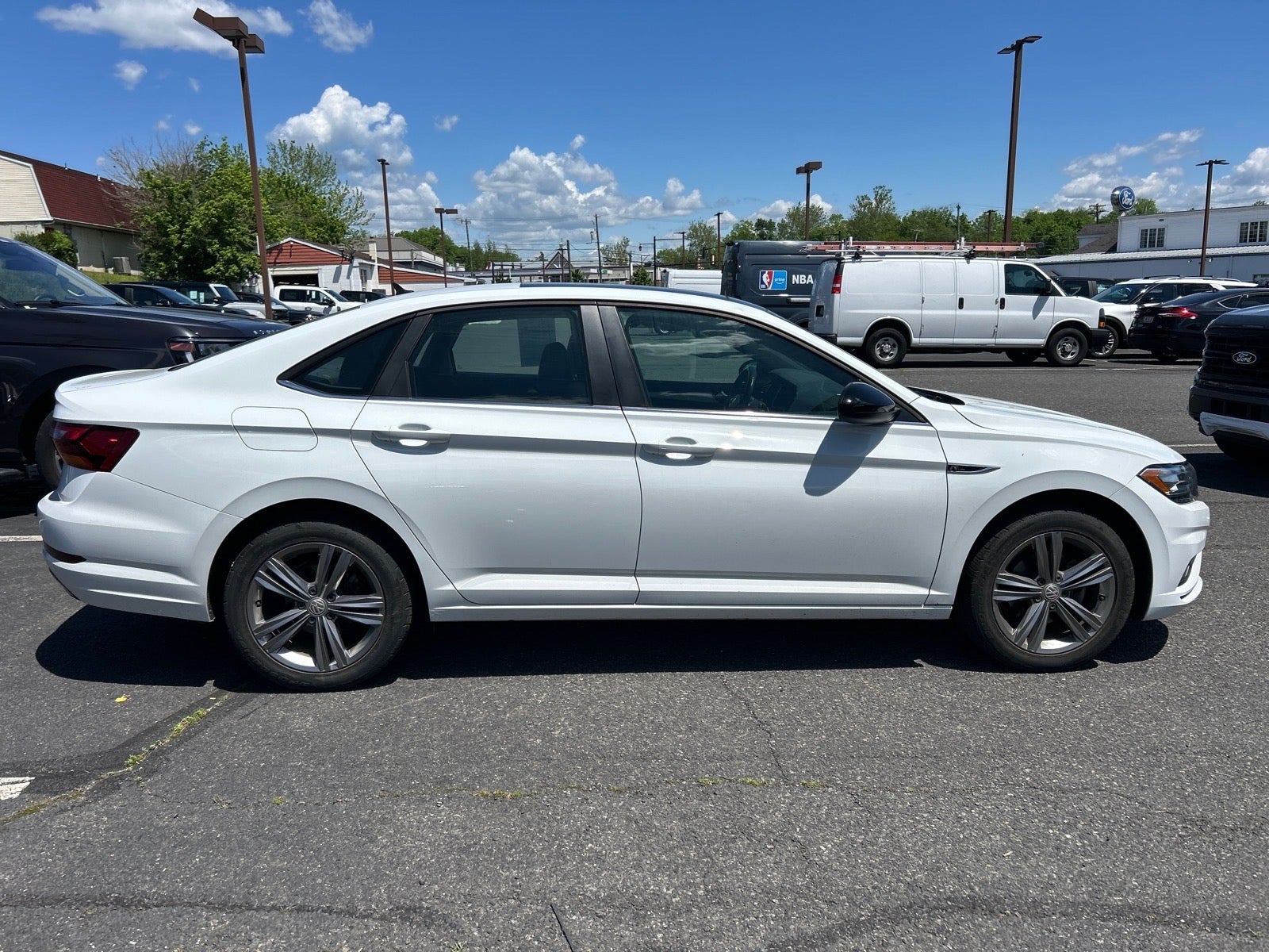 2019 Volkswagen Jetta R-Line