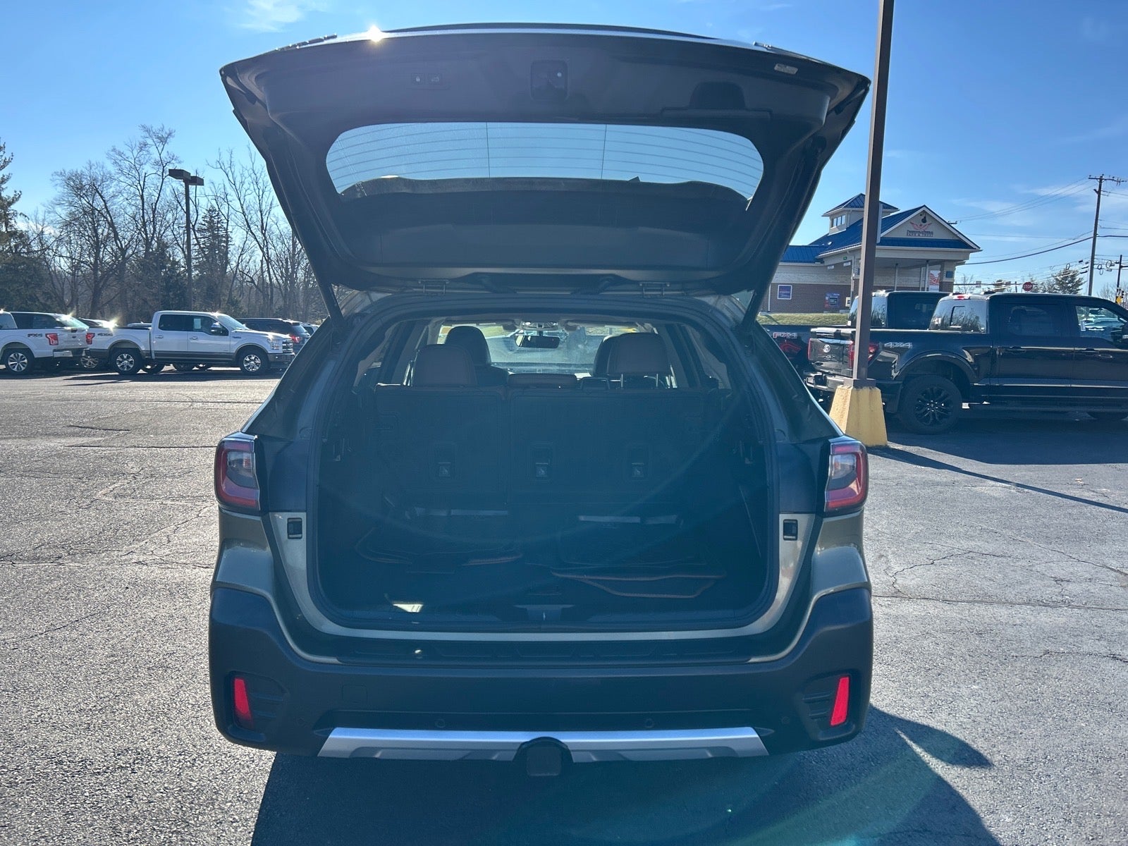 2020 Subaru Outback Touring XT
