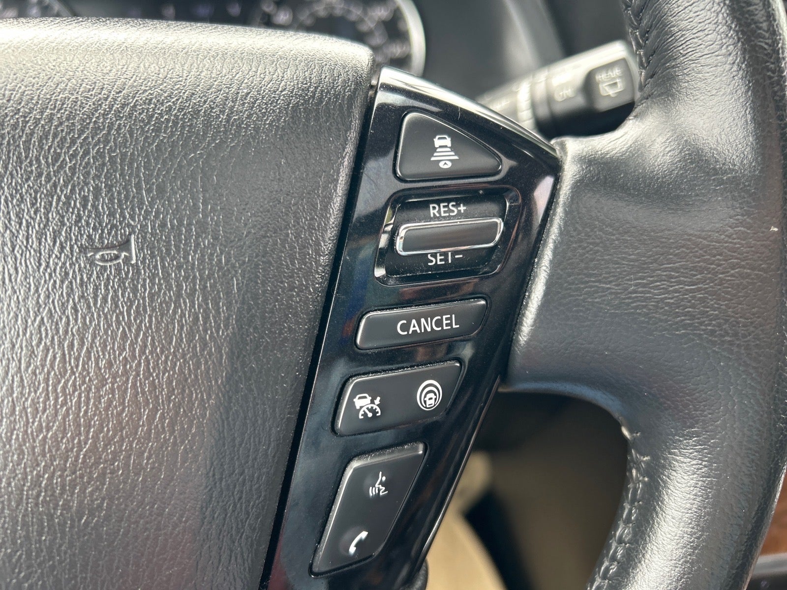 2022 Nissan Armada SL