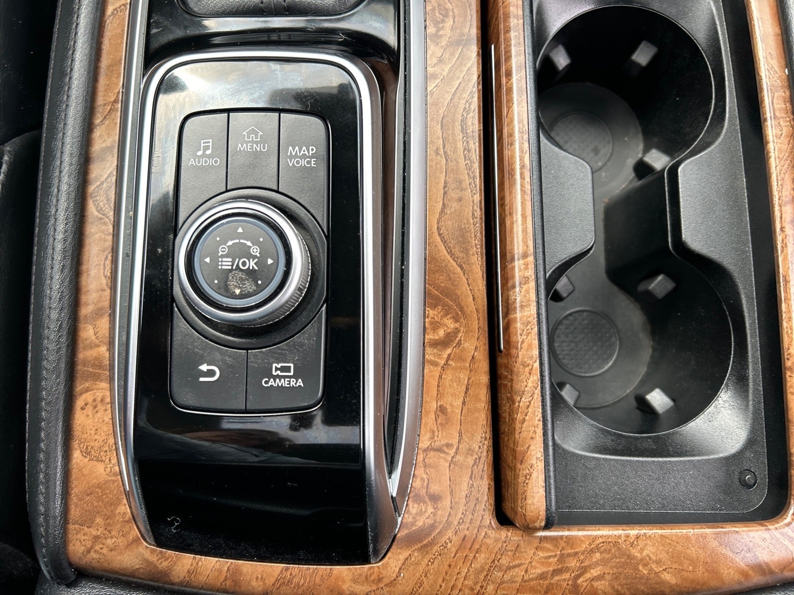 2022 Nissan Armada SL