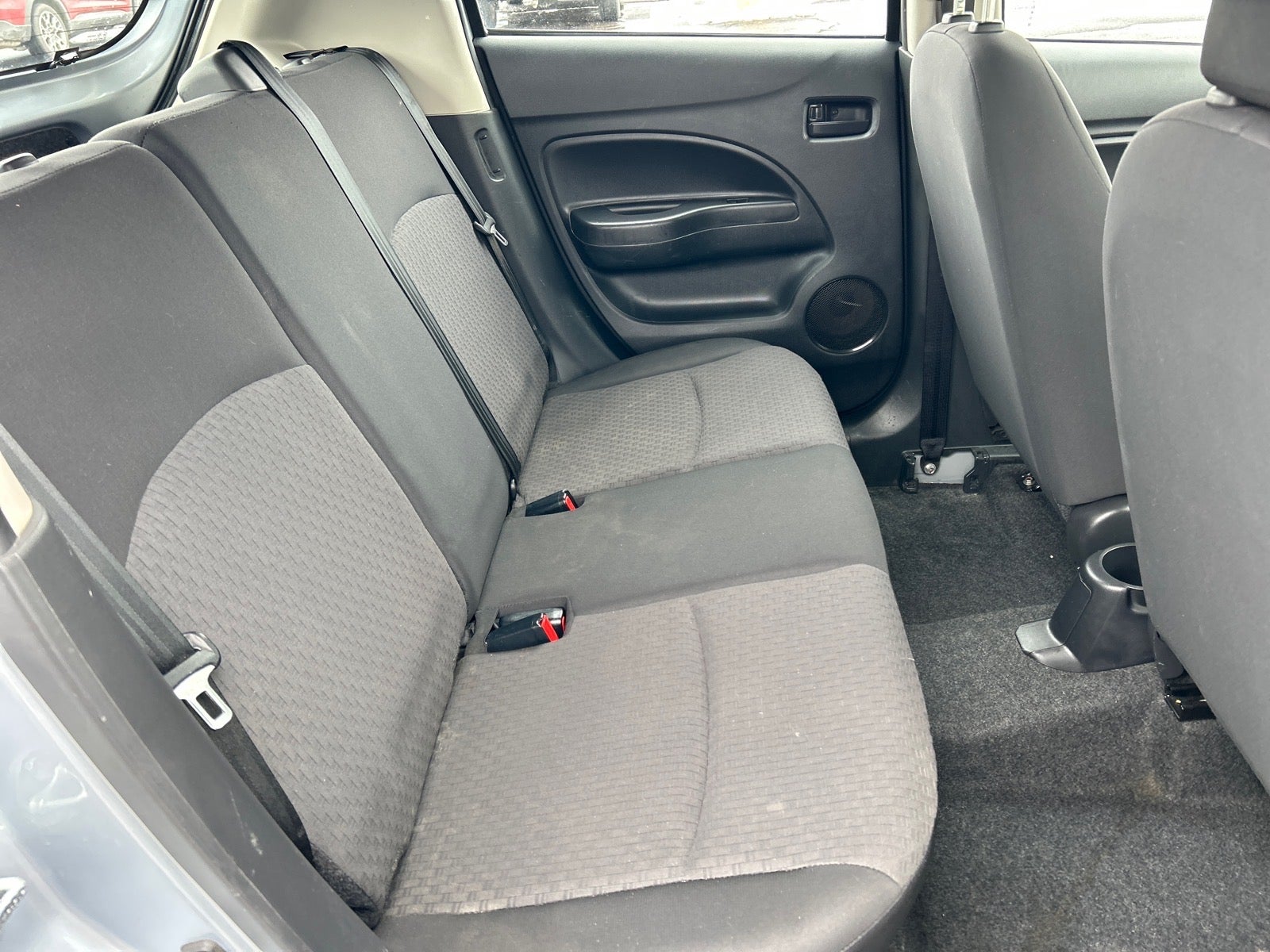 2018 Mitsubishi Mirage ES